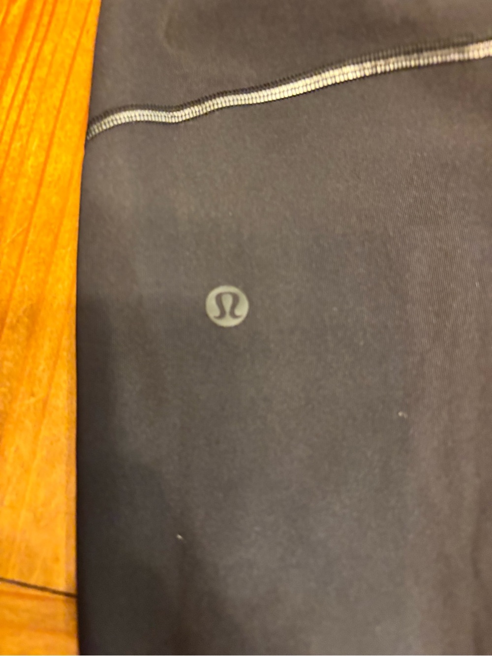 lululemon athletica Black Reflective Seam Leggings - Picture 3 of 4